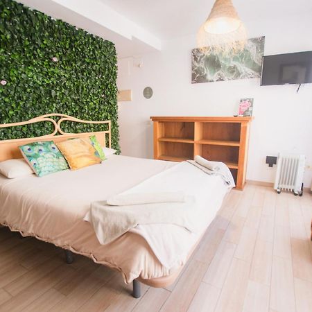 Banana Beach Patacona Rooms Alboraia Bagian luar foto