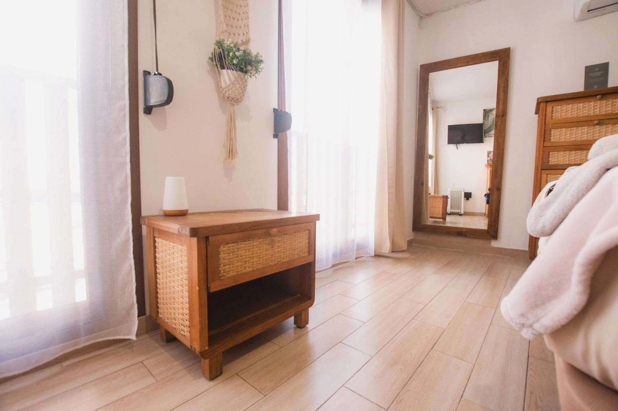 Banana Beach Patacona Rooms Alboraia Bagian luar foto