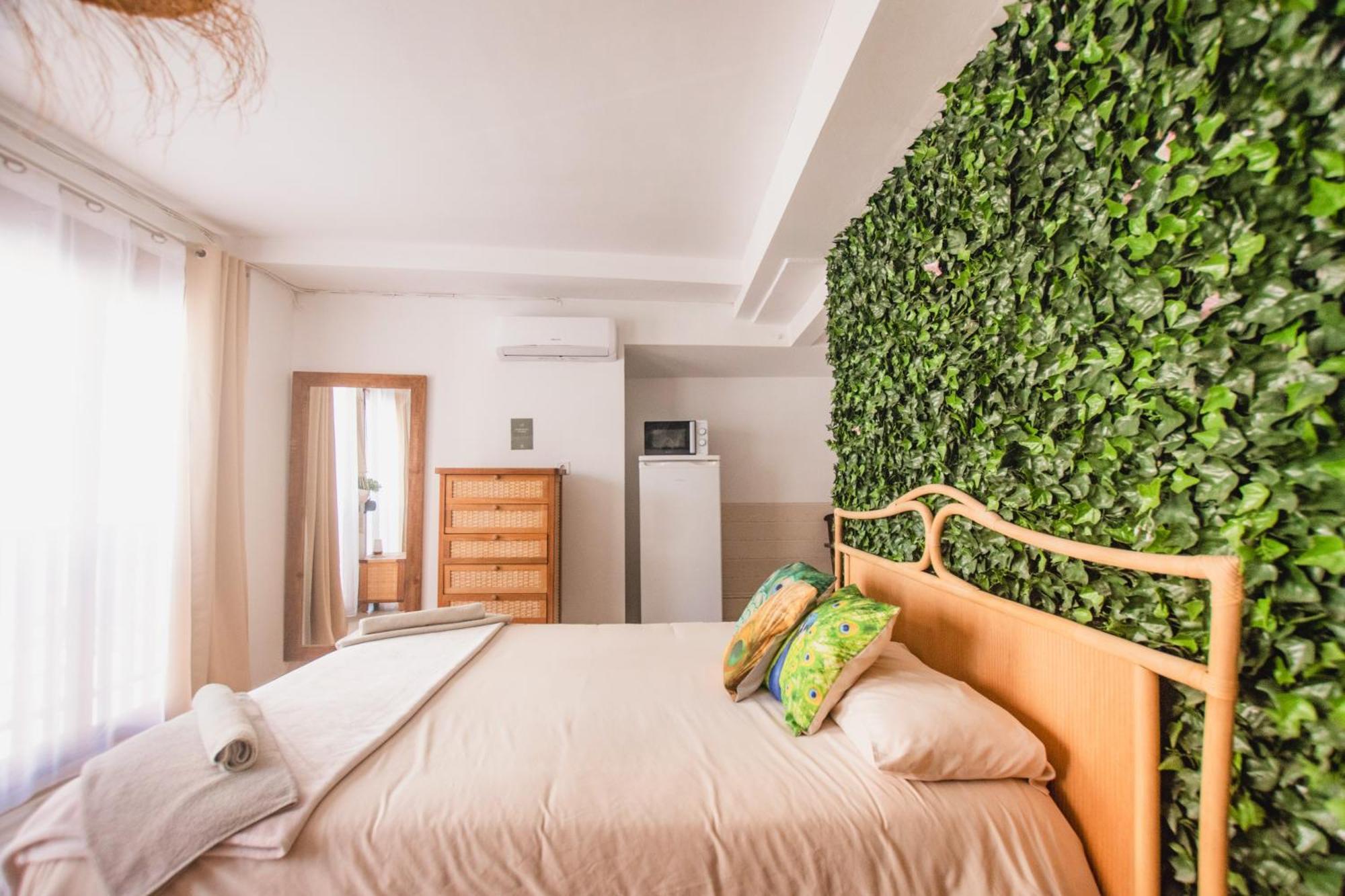 Banana Beach Patacona Rooms Alboraia Bagian luar foto